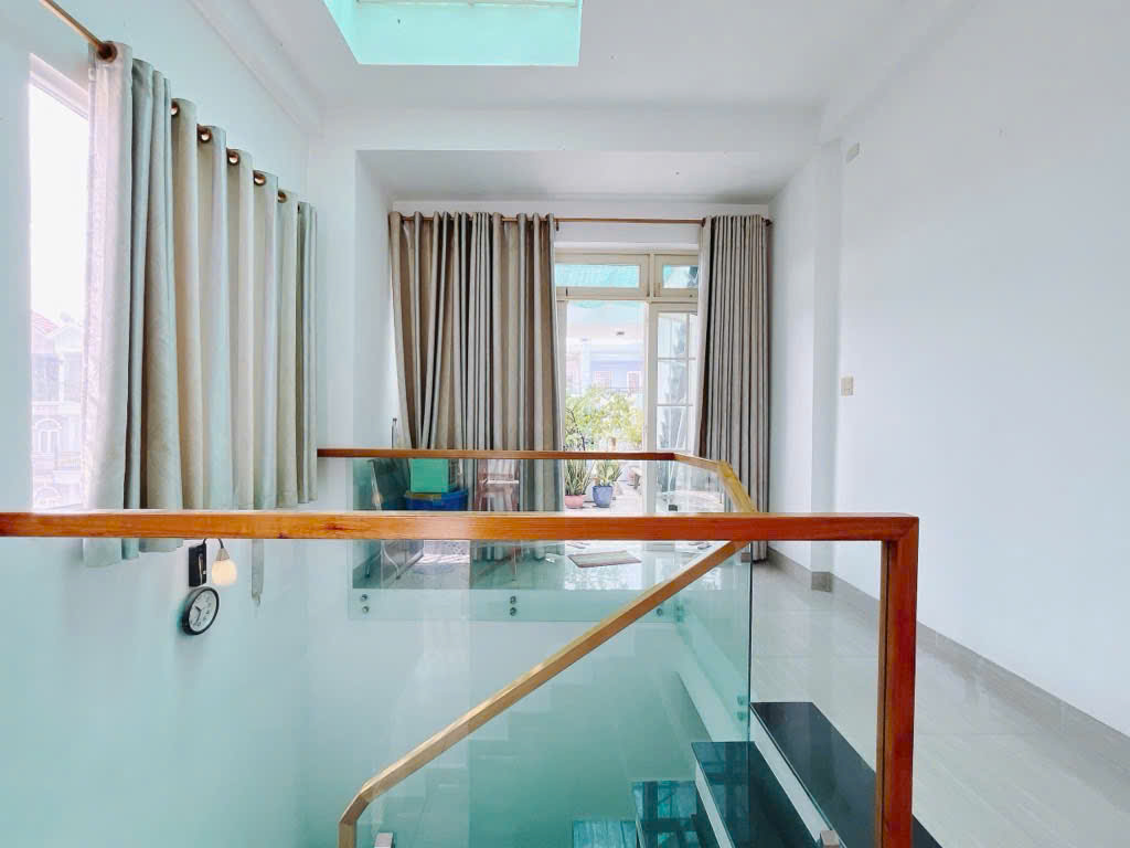 KHU VIP - NHÀ 3 TẦNG - HẺM NỘI BỘ AN NINH 8M - 80M2 - 10 TỶ